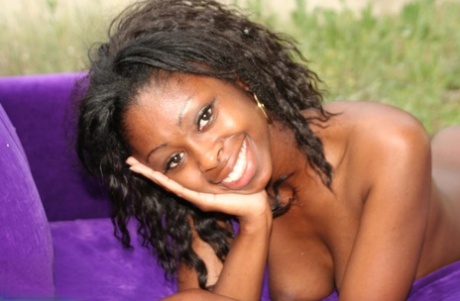 African Amateur Skinny Teen 18+ top image