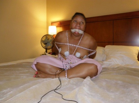 Black Jackie Hoff Anal art naked photos