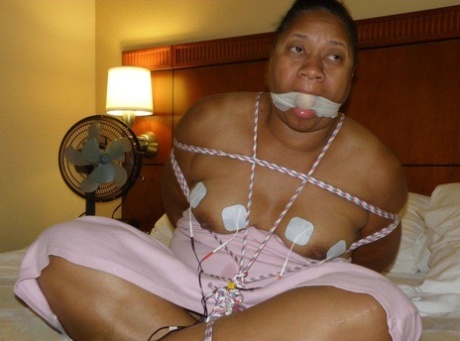 Brazzilian Enfermera nude images