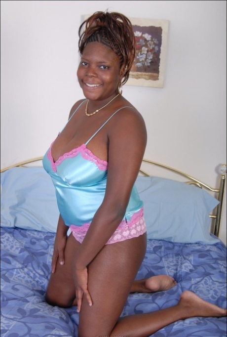 Ebony Bwc sexy naked photo