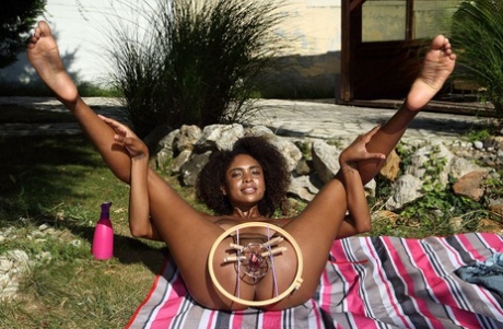 African Spanish Milf nudes galleries