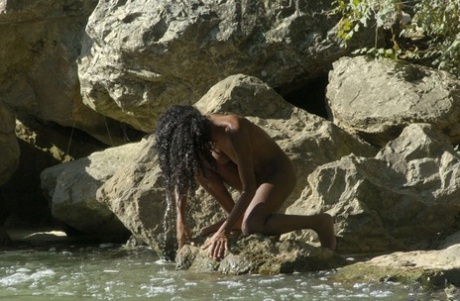 Brazzilian Rayna sexy nude image