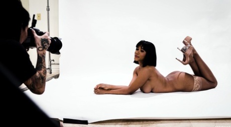 Brazzilian Strella Kat nude galleries
