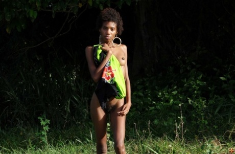 Brazzilian Sadist sexy naked gallery