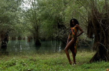 Compilation Ebony sexy naked archive