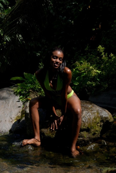 African Public Park free naked gallery