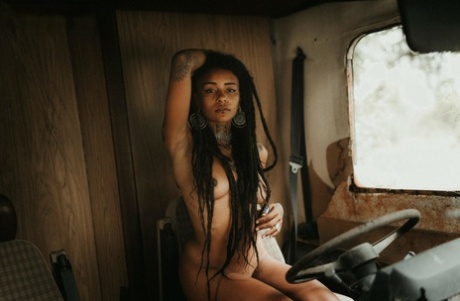 Brazzilian Janet Mason Creampie nude pictures