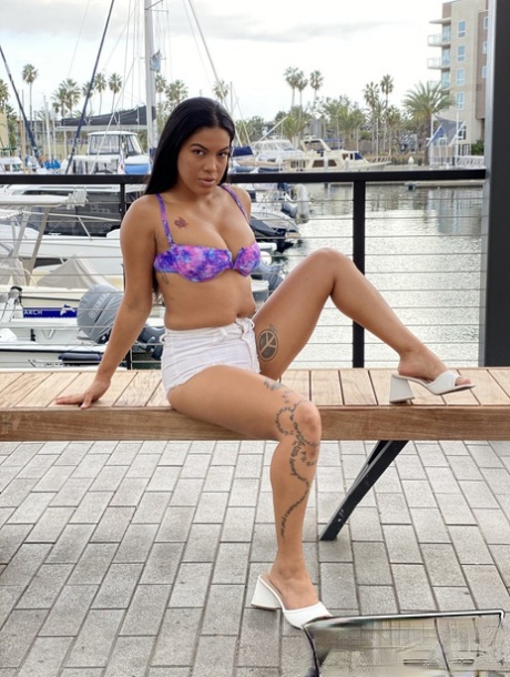 Latina Megan Rain Creampie art nude img