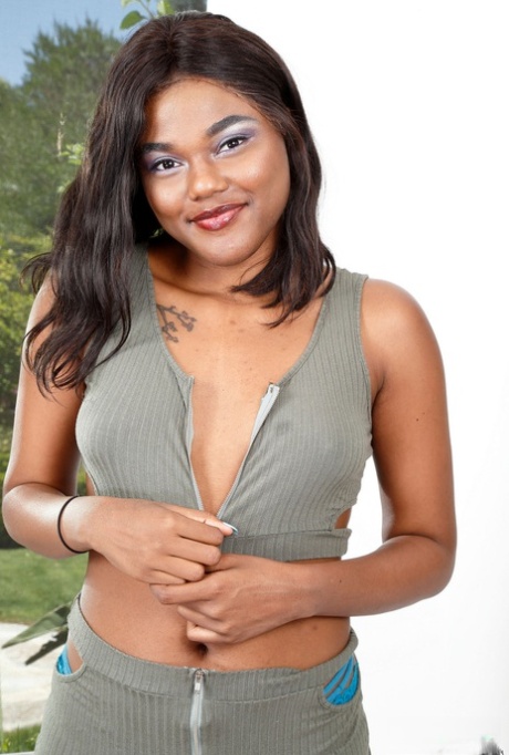 Black Lesbian Tits porn photo