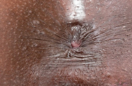 African Pole pornographic photo