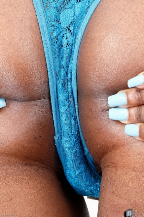 Brazzilian Fart Slave beautiful nude photo