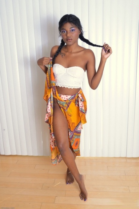 Black Naomi Soraya free xxx photo