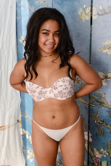 Brazzilian Johanna free nude photos