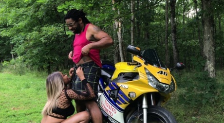 Brazzilian Big Tits Riding xxx picture