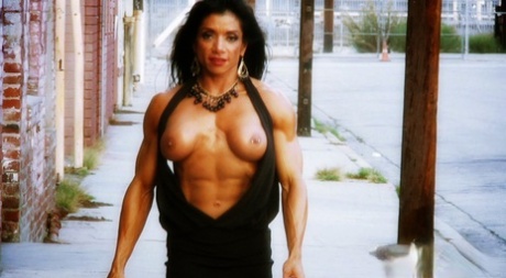 Marina Lopez pornographic model img
