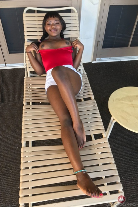 Latina Maliah sexy xxx picture