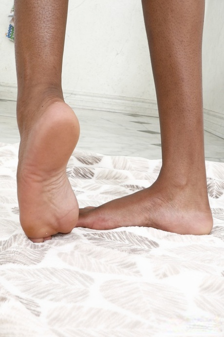 Black Mom Feet beautiful naked picture
