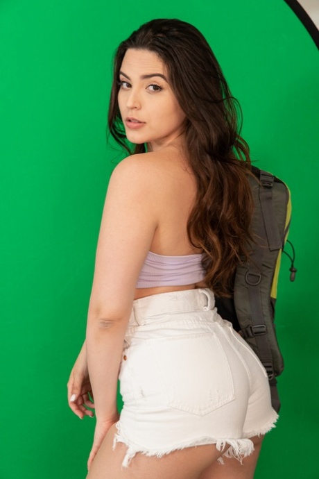 Ariana Van X sex model pics