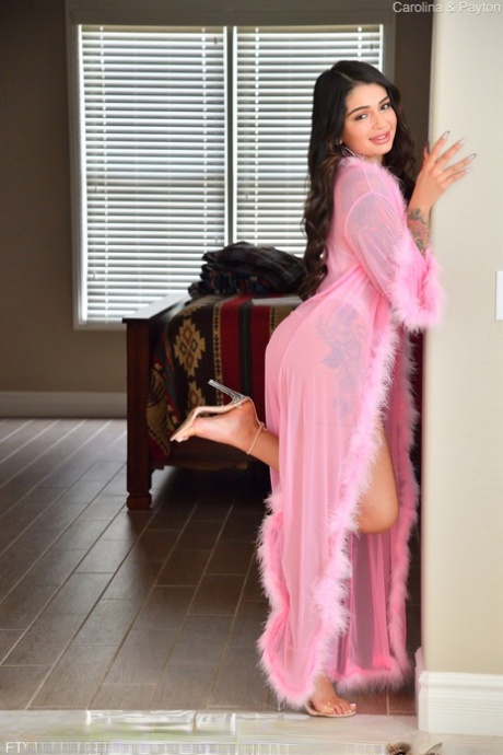 Carolina Cortez star sexy photos