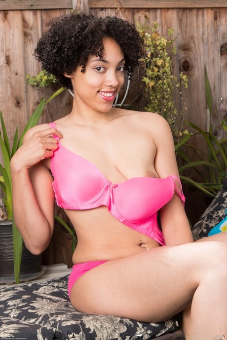 Brazzilian Kya sexy nudes image