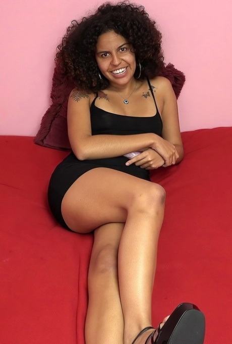 Latina Foot Massage sex photo