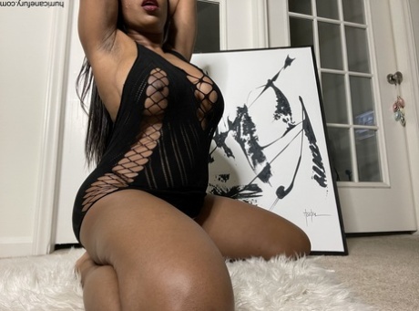 Latina Nerdy Pawg sexy nude image