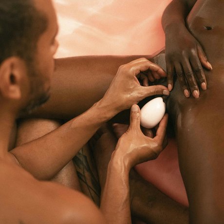 African Amateur Fingering art porn pics